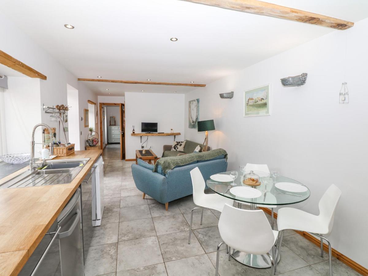 The Milk Shed Villa Plymtree Bagian luar foto