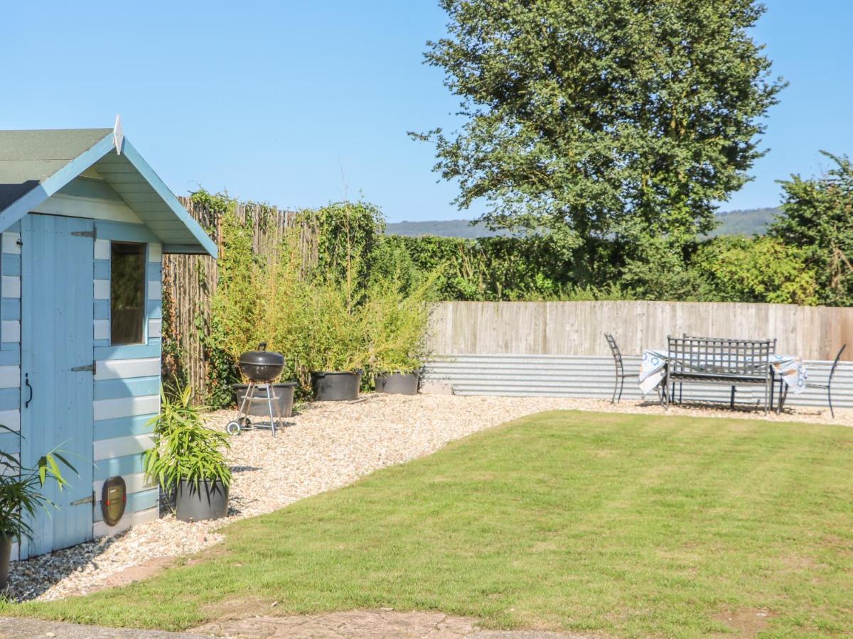 The Milk Shed Villa Plymtree Bagian luar foto